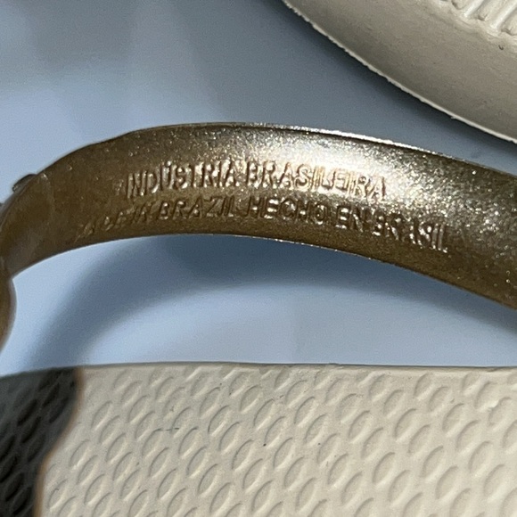 NEW Havanaias Sandals Metallic Gold Straps - T-Shape - Womens Size 11 / 41-42 - Picture 12 of 15